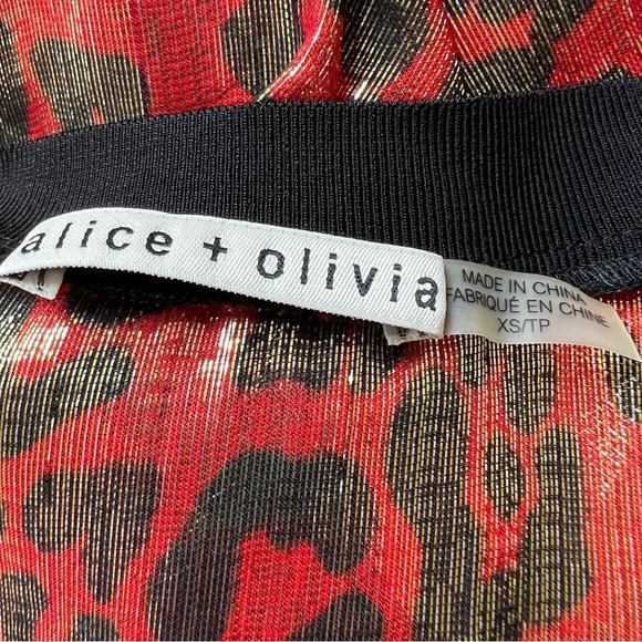 Alice & Olivia metallic leopard print cropped top 17949 - Picture 7 of 7